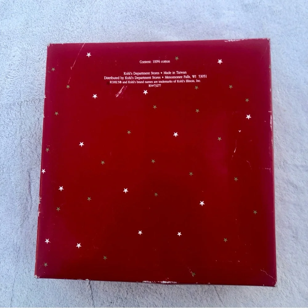 Christmas Snowman Gift Set Lotion Pump Fingertip Towels New in box